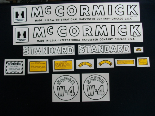 IH McCormick Farmall Super W-4