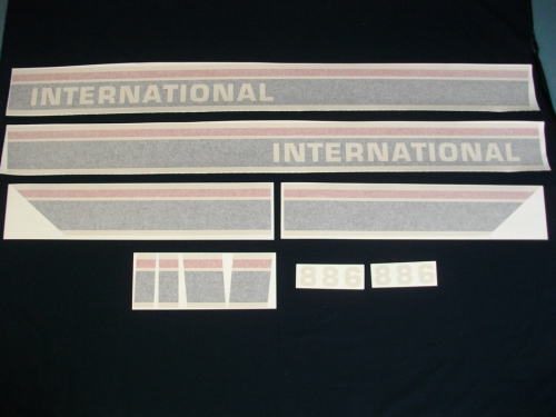 International 886 Black Stripe