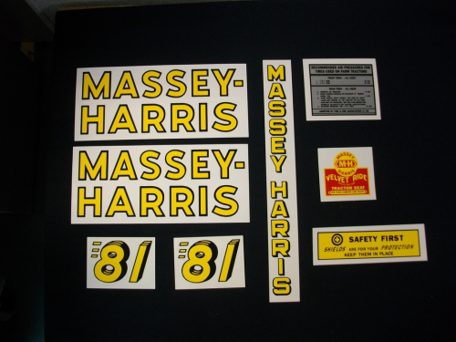Massey Harris 81