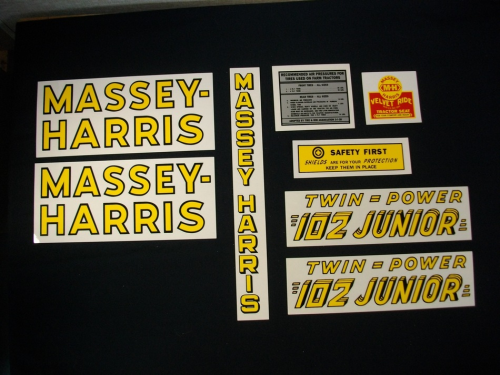 Massey Harris 102 Junior Twin Power