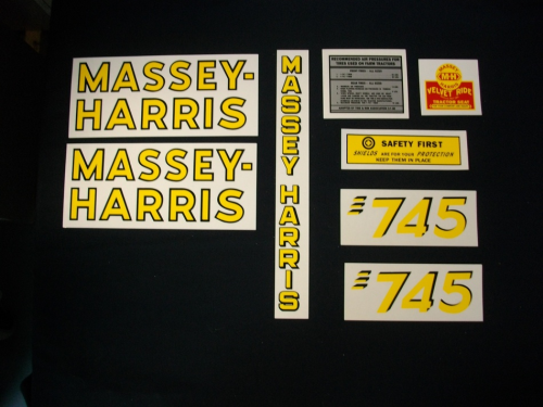 Massey Harris 745