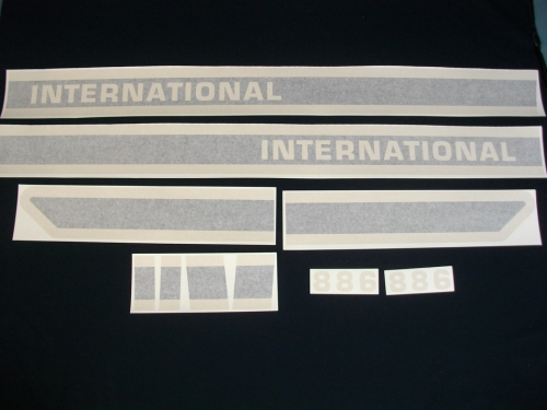 International 886 Black Stripe